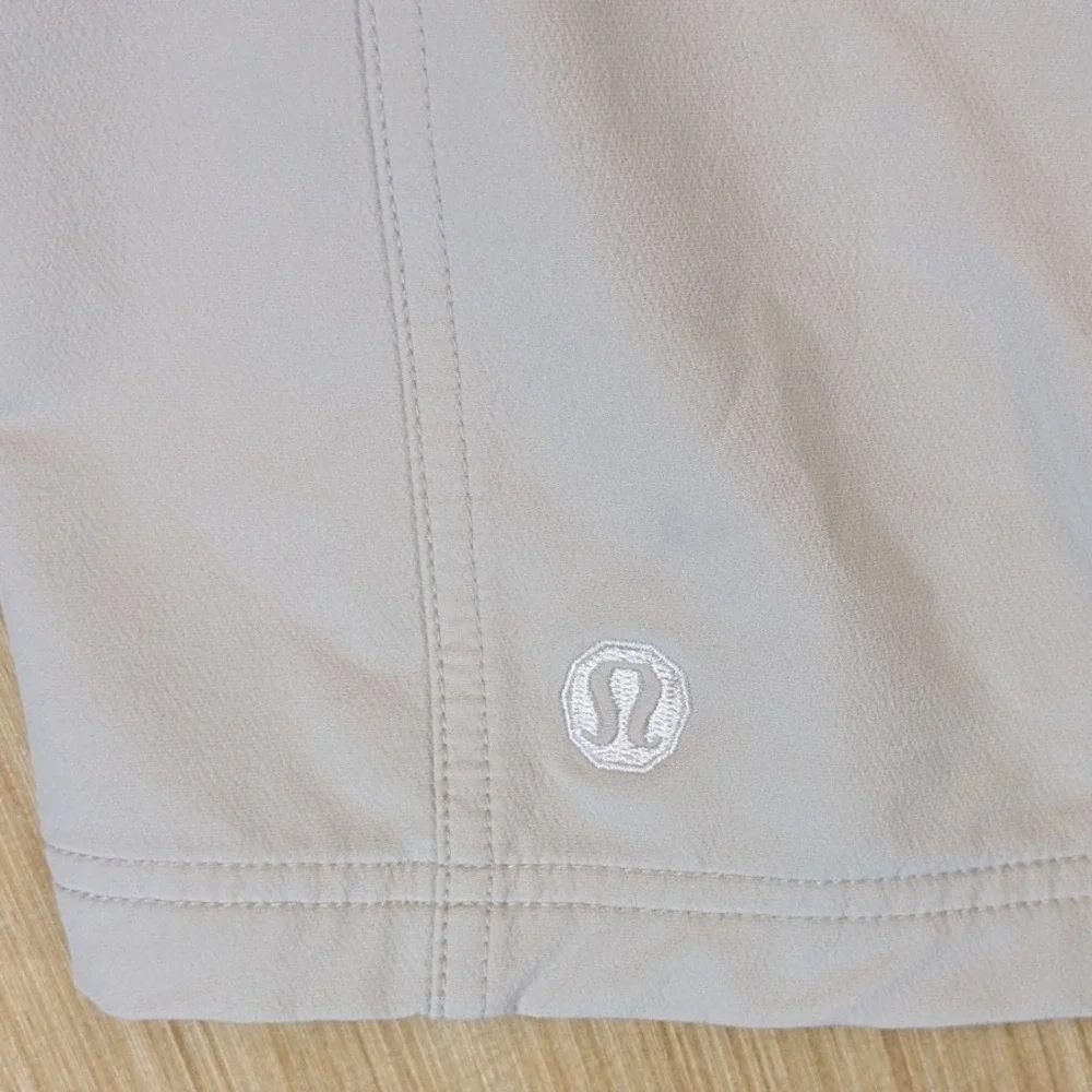 Lululemon Mens Technical Hiking Gorpcore Shorts 36 Beige Wet Dry Warm Activewear